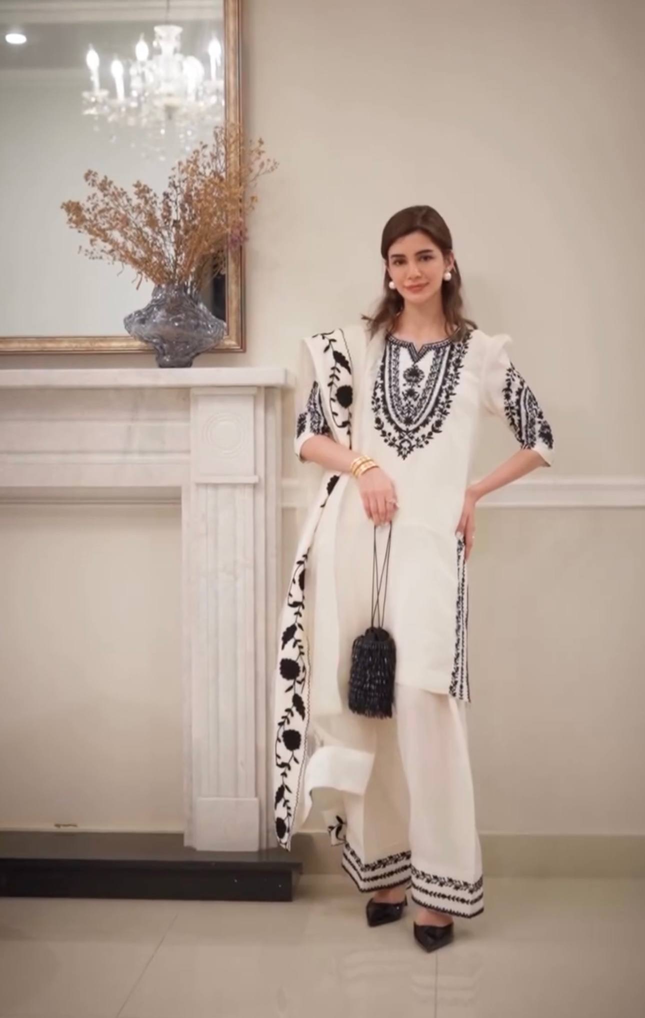 Pehnava Style Pure Natural Crepe With Fancy Sleeves Kurta Farshi Palazzo & Dupatta - Image 3