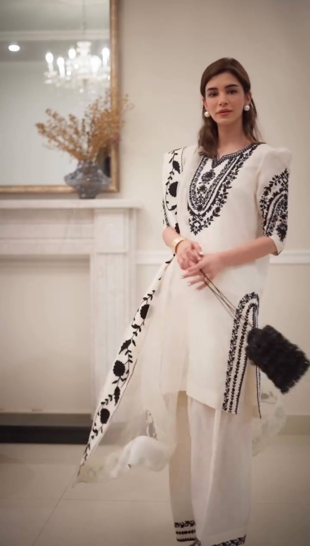 Pehnava Style Pure Natural Crepe With Fancy Sleeves Kurta Farshi Palazzo & Dupatta - Image 5