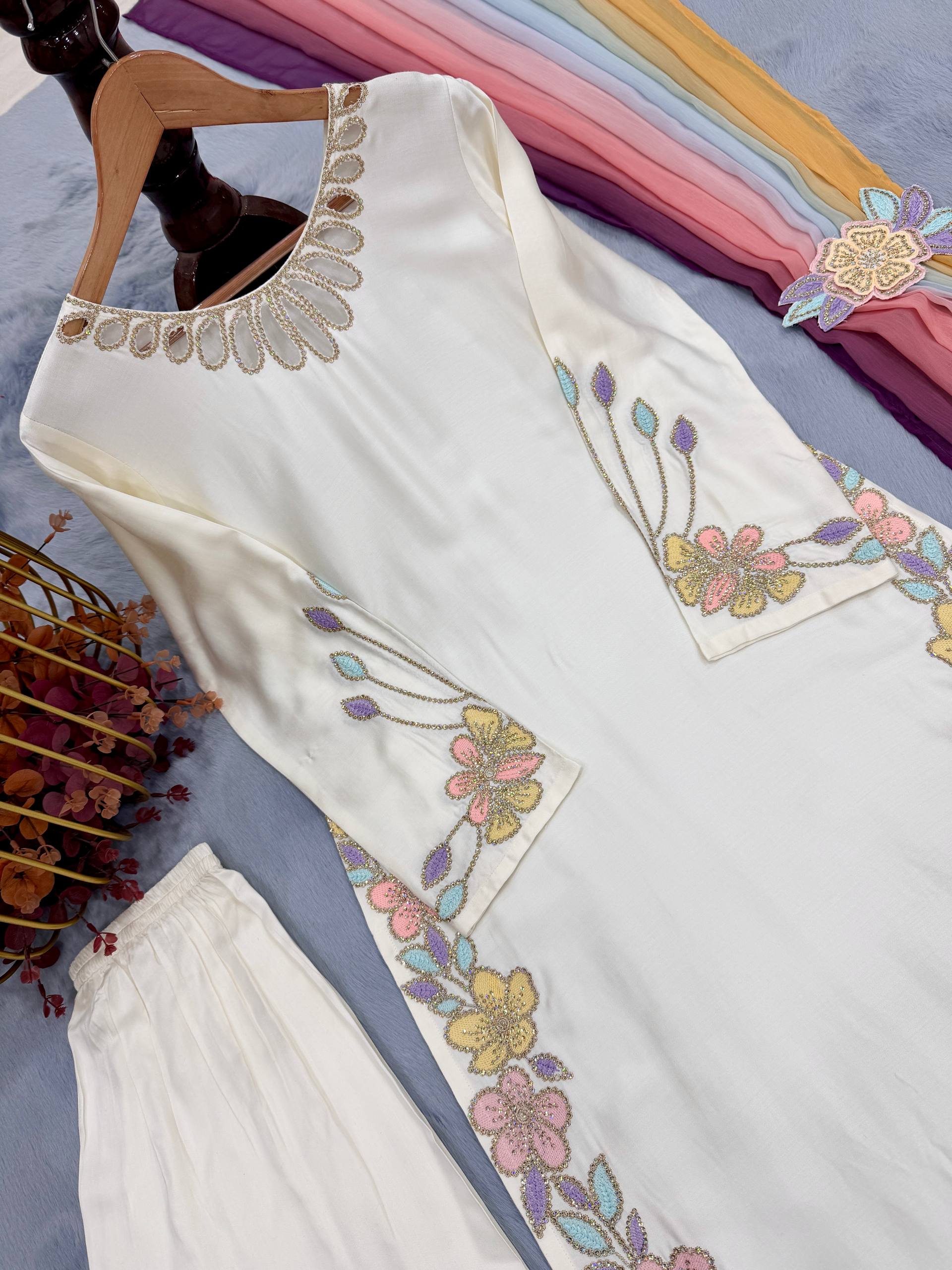 Anamika Heavy Embroiderd Long Kaftan Kurta Set - Image 3