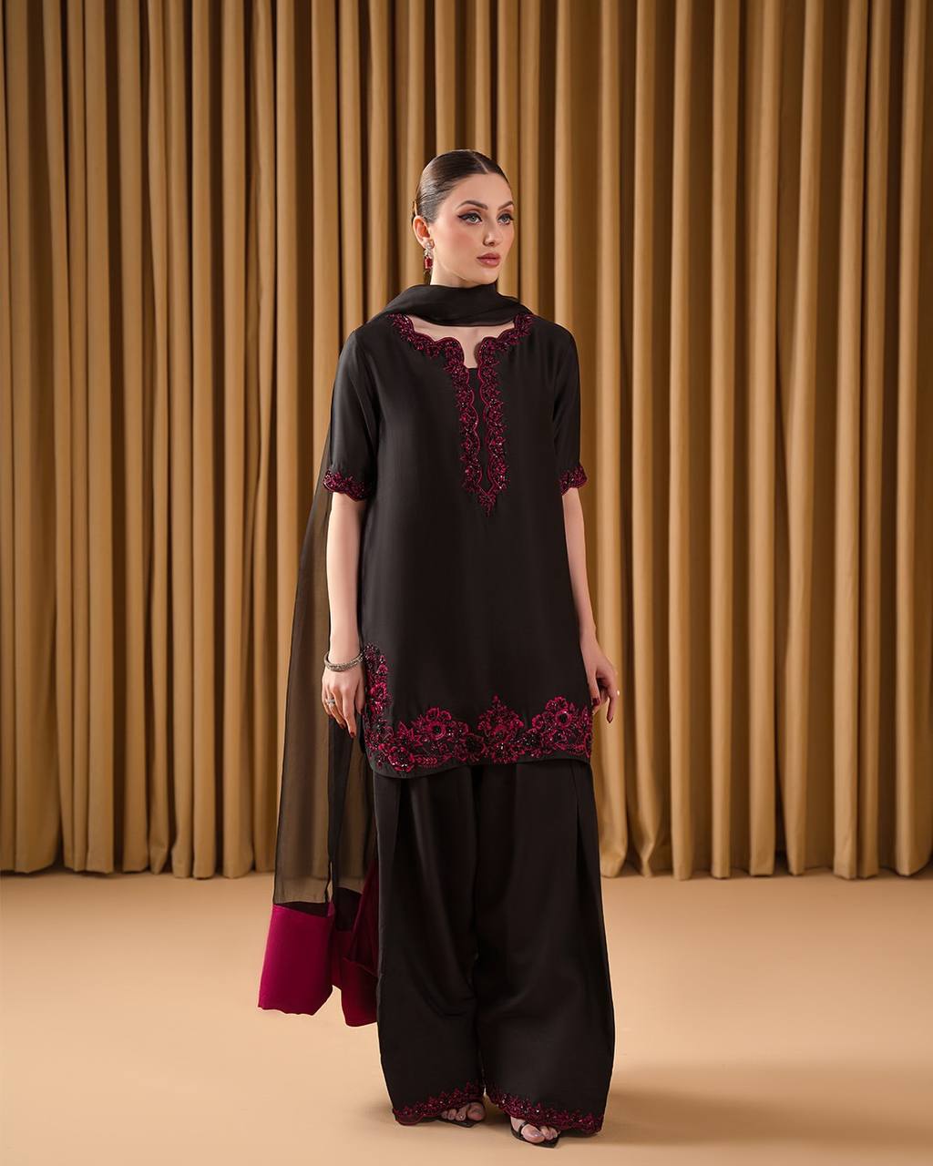 Pehnava Style Pure Natural Crepe With Bidas Val Moti & Embroidery Kurtie Farshi Palazzo & Duppatta