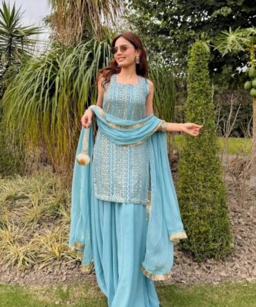 Pehnava  Style Fox Georgette Embroidery Work Kurtie Palazzo & Duppatta