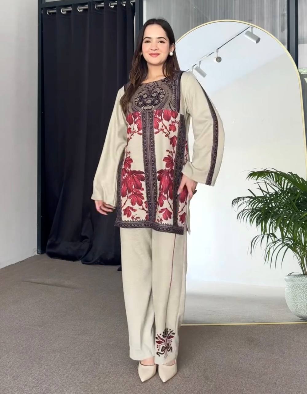 Pehnava Style Pure Natural Crepe With Digital Print Co-Ord Set - Image 3