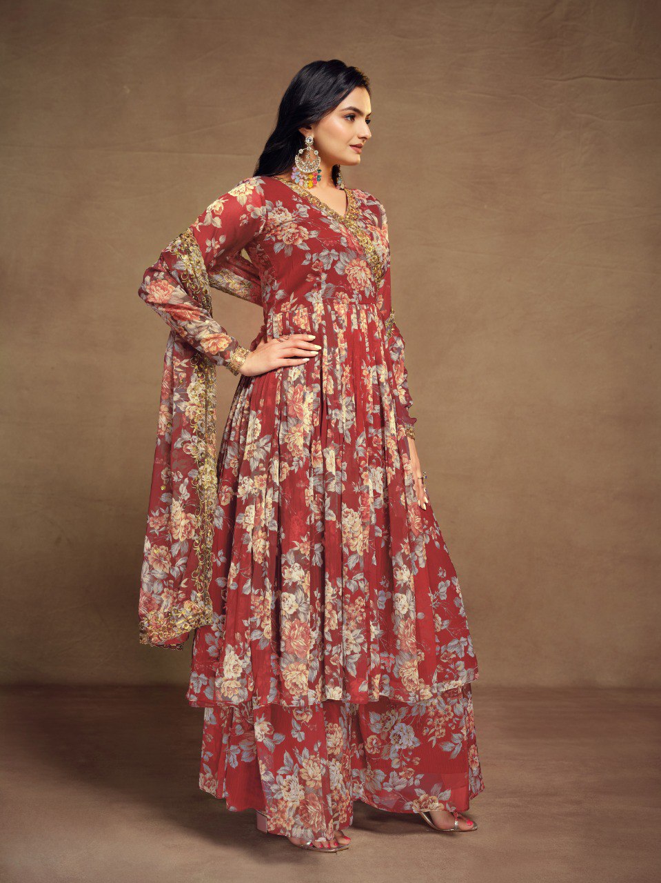 Pehnava Style Printed Zari Embrodered Chiffon Gown - Image 5