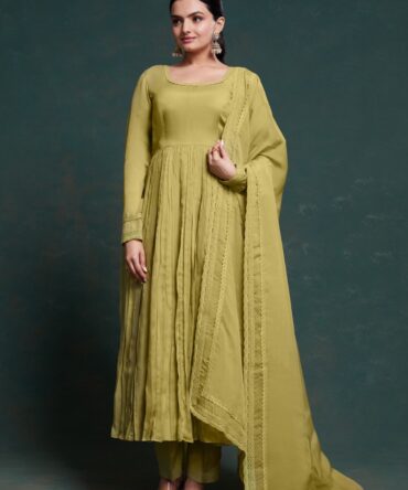 Pehnava Style Organza Digital Printed Word Kurtie Set