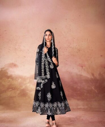 Pehnava Style Black Digital Print Georgette Kurtie Set