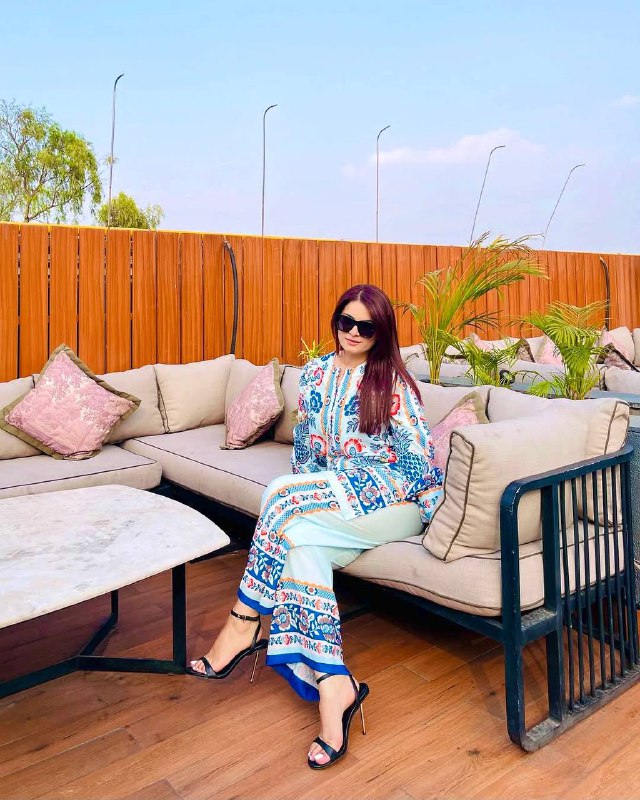 Pehnava Style Pure Natural Crepe With Digital Print Co-Ord Set - Image 3