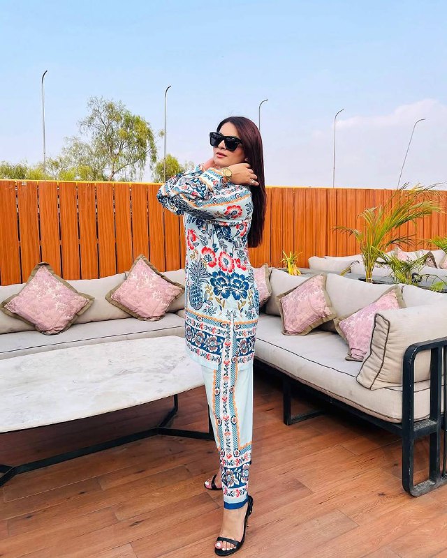 Pehnava Style Pure Natural Crepe With Digital Print Co-Ord Set - Image 2