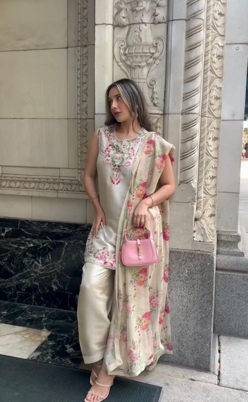 Pehnava Style Pure Natural Crepe With Embroidery Work Top Farashi Palazzo With Duppatta - Image 4