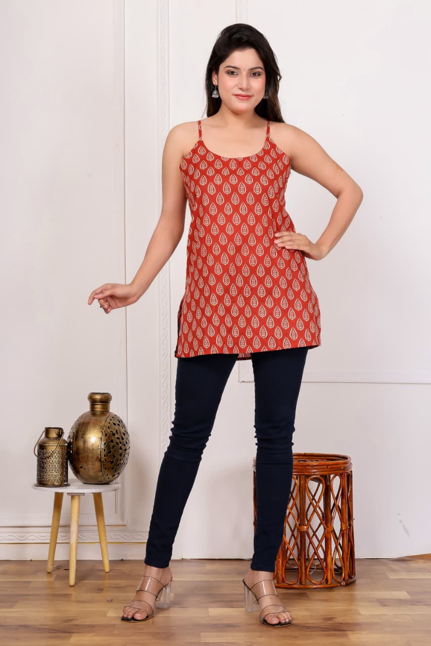 Gulab Short Sleeveless Kurti