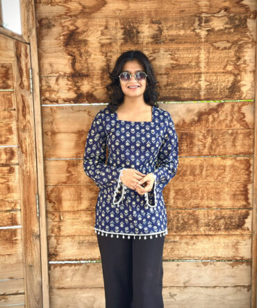 KANIKA CORSET BACK KURTI